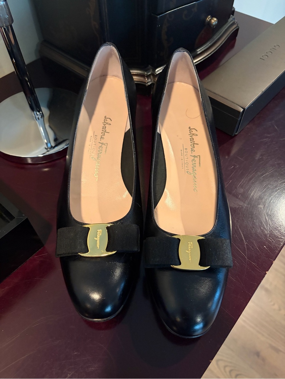 Salvatore Ferragamo Black Leather Vara Bow pumps with Gold logo